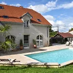 Hébergement de vacances Ciné Mirabelle *